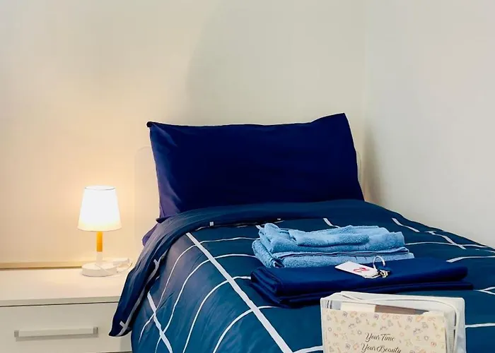 Muzien فندق مبيت وإفطار إيمولا